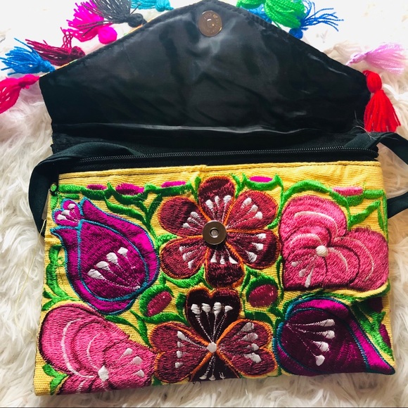 Mexican Cross Body Embroidered Floral Purse Bag - Picture 8 of 8